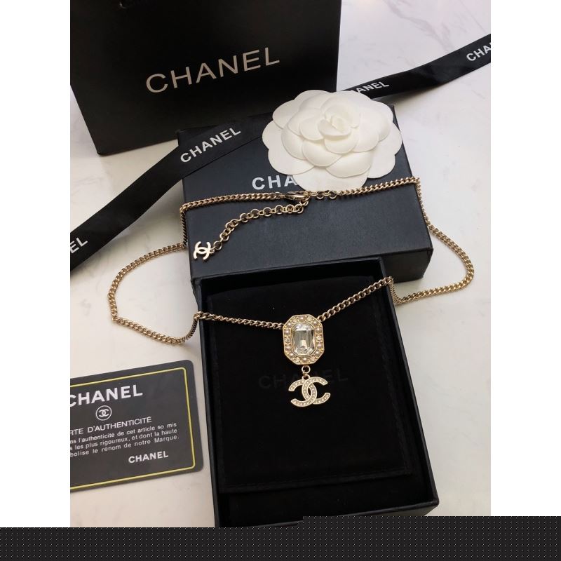 Ch*el brooches